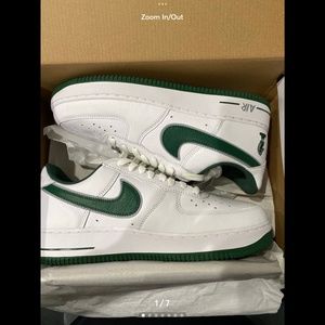 Lebron Air Force 1 Size 9.5